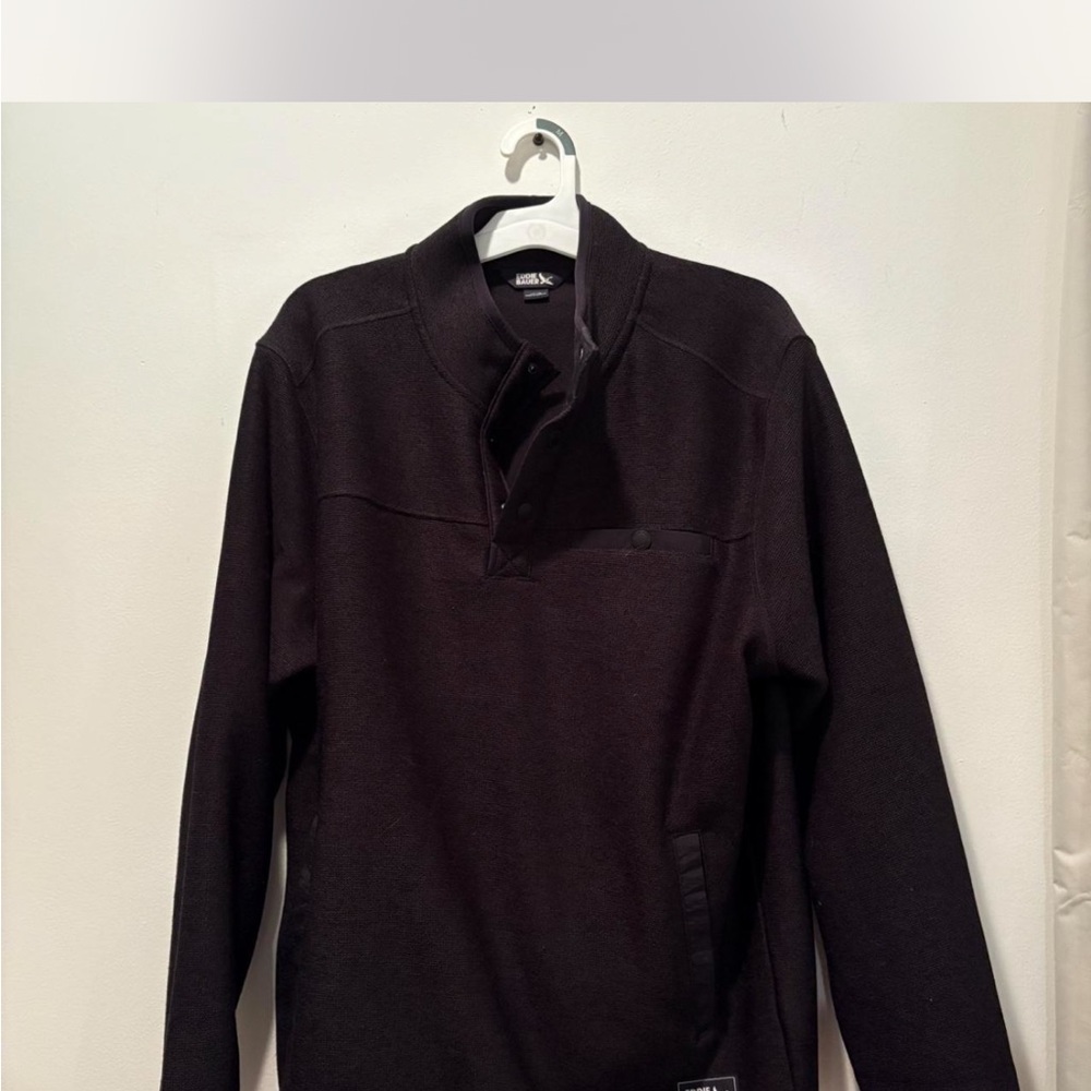 Eddie Bauer quarter button up